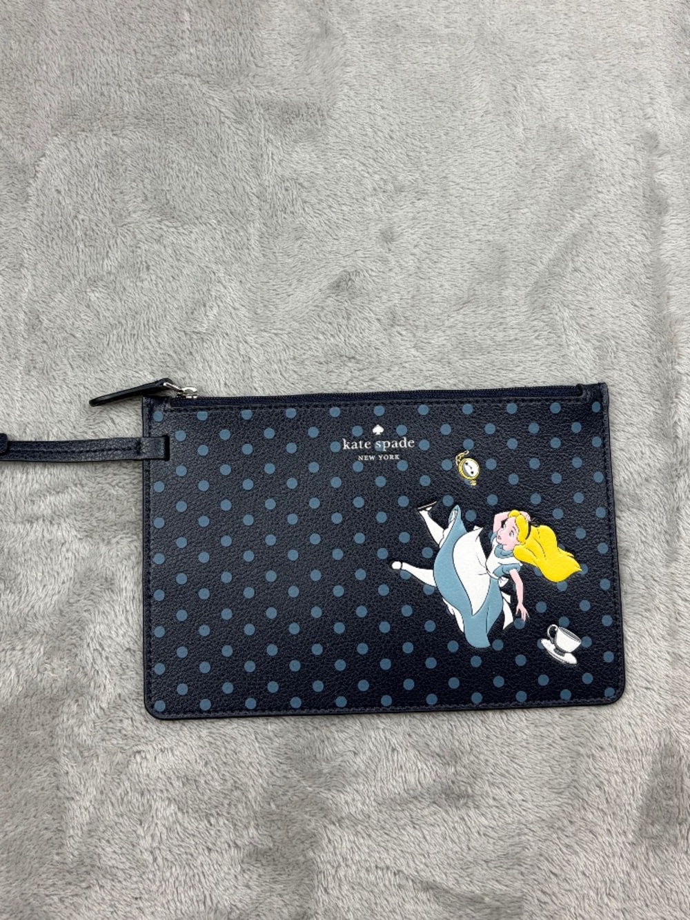 Disney Kate Spade Alice in Wonderland Wristlet Wallet Retired Print RARE and NEW - Picture 1 of 9